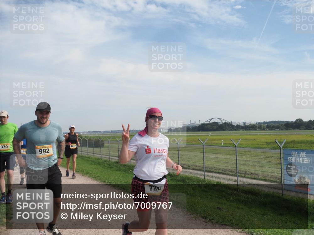 08.09.2024 - Airport Race Miley Keyser http://msf.ph/oto/7009767 08.09.2024 12:31:16 Laufen OLYMPUS, DIGITAL, CAMERA meine-sportfotos.de