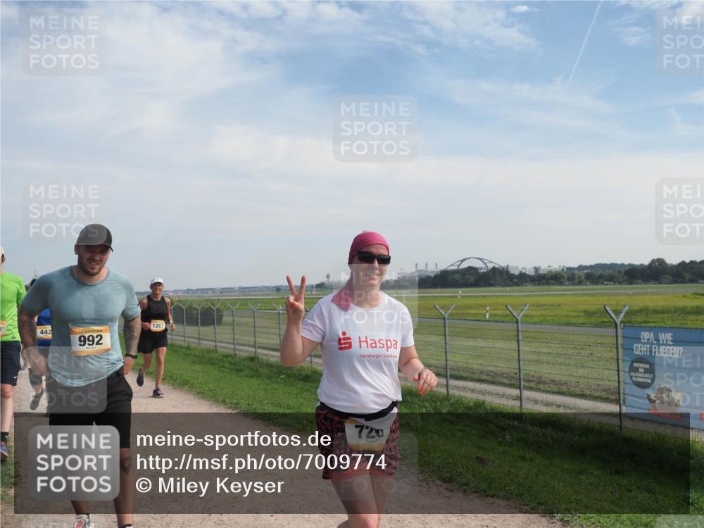 08.09.2024 - Airport Race Miley Keyser http://msf.ph/oto/7009774 08.09.2024 12:31:16 Laufen OLYMPUS, DIGITAL, CAMERA meine-sportfotos.de