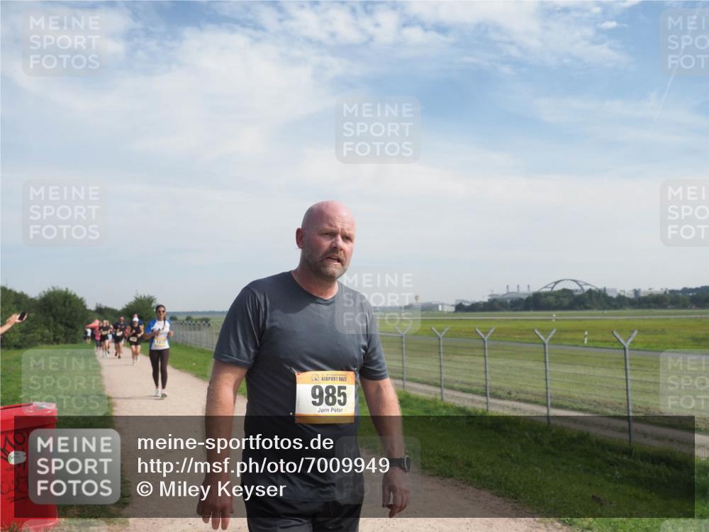 08.09.2024 - Airport Race Miley Keyser http://msf.ph/oto/7009949 08.09.2024 12:31:28 Laufen OLYMPUS, DIGITAL, CAMERA meine-sportfotos.de