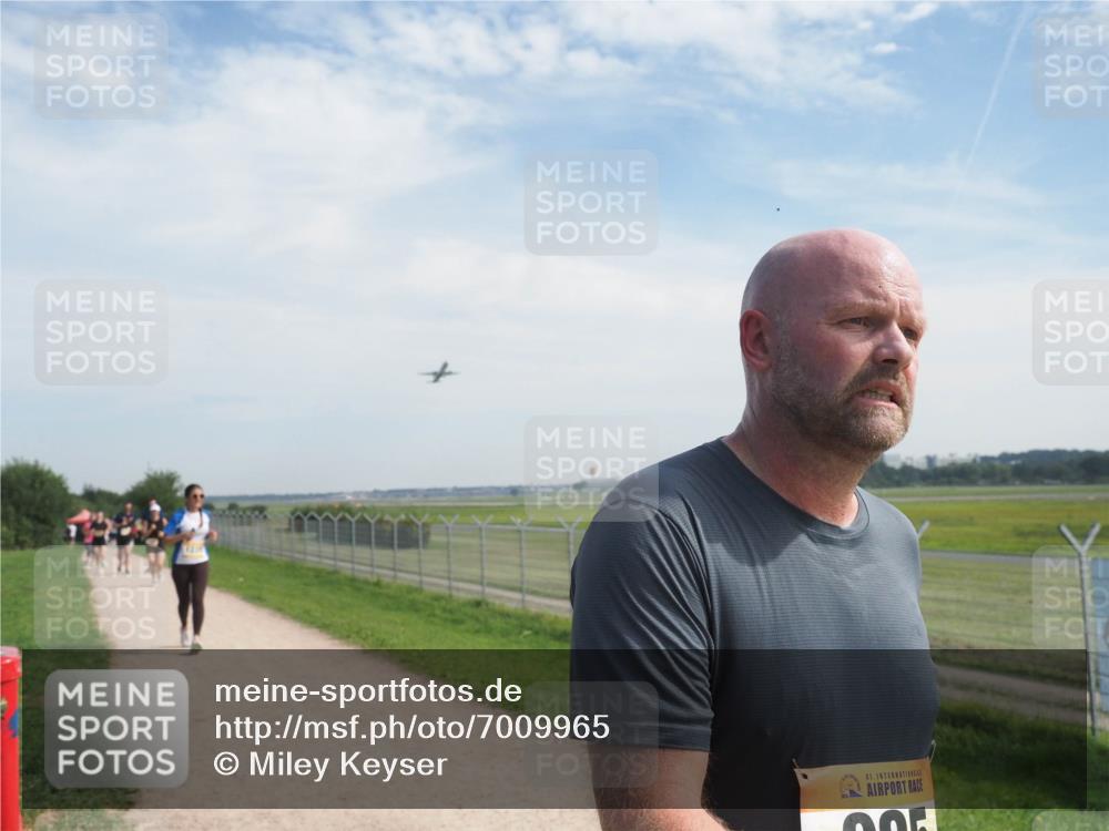 08.09.2024 - Airport Race Miley Keyser http://msf.ph/oto/7009965 08.09.2024 12:31:29 Laufen OLYMPUS, DIGITAL, CAMERA meine-sportfotos.de