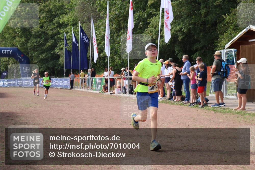 08.09.2024 - Airport Race Strokosch-Dieckow http://msf.ph/oto/7010004 08.09.2024 12:03:13 Ziel 2614, 3074, 3081 meine-sportfotos.de