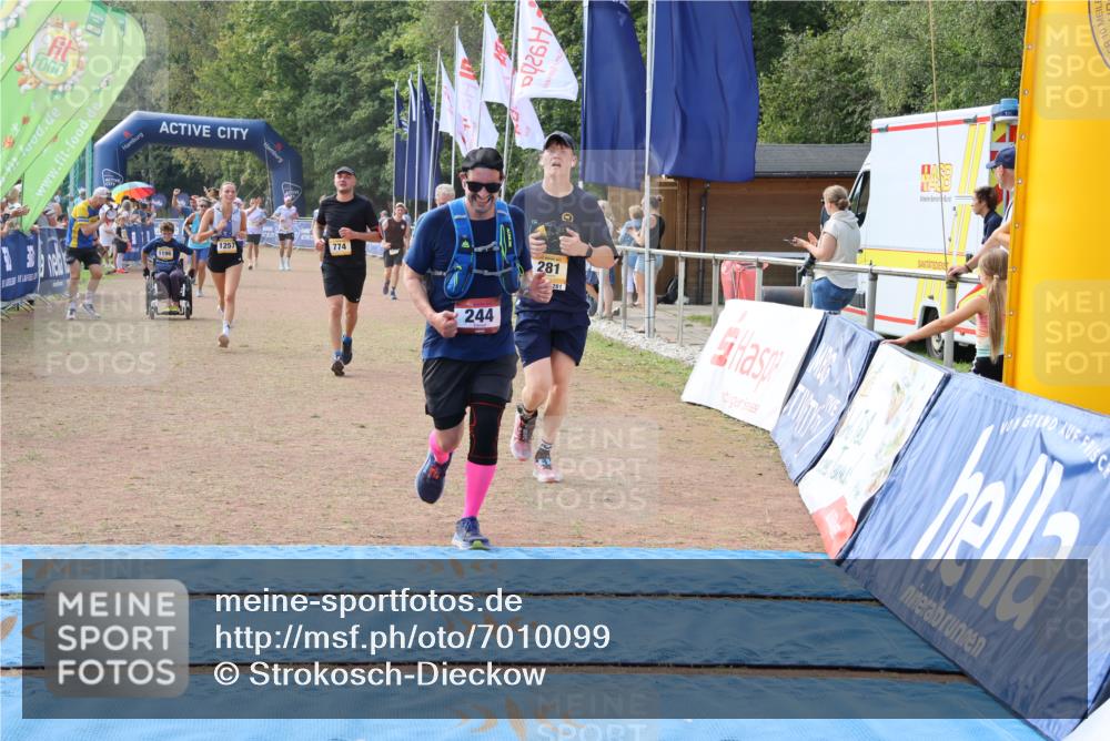 08.09.2024 - Airport Race Strokosch-Dieckow http://msf.ph/oto/7010099 08.09.2024 12:36:06 Ziel 244, 281, 331, 698, 774, 1257, 1474, 3119 meine-sportfotos.de