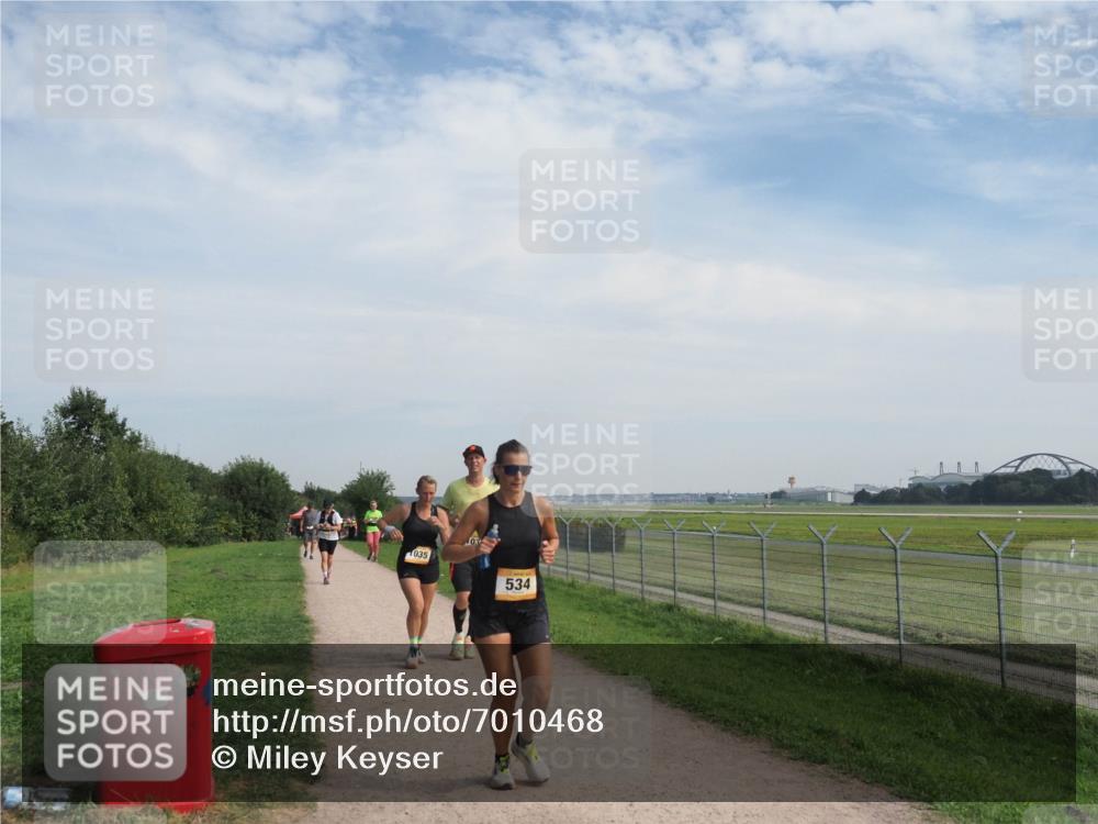 08.09.2024 - Airport Race Miley Keyser http://msf.ph/oto/7010468 08.09.2024 12:31:57 Laufen OLYMPUS, DIGITAL, CAMERA meine-sportfotos.de