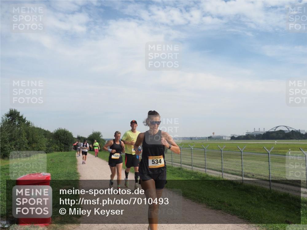08.09.2024 - Airport Race Miley Keyser http://msf.ph/oto/7010493 08.09.2024 12:31:57 Laufen OLYMPUS, DIGITAL, CAMERA meine-sportfotos.de