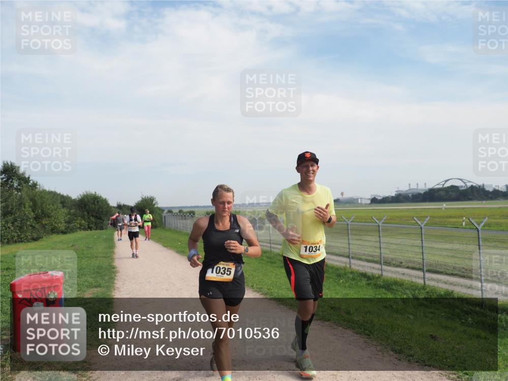 08.09.2024 - Airport Race Miley Keyser http://msf.ph/oto/7010536 08.09.2024 12:31:59 Laufen OLYMPUS, DIGITAL, CAMERA meine-sportfotos.de