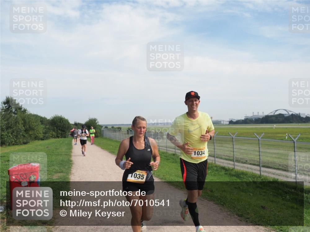 08.09.2024 - Airport Race Miley Keyser http://msf.ph/oto/7010541 08.09.2024 12:31:59 Laufen OLYMPUS, DIGITAL, CAMERA meine-sportfotos.de