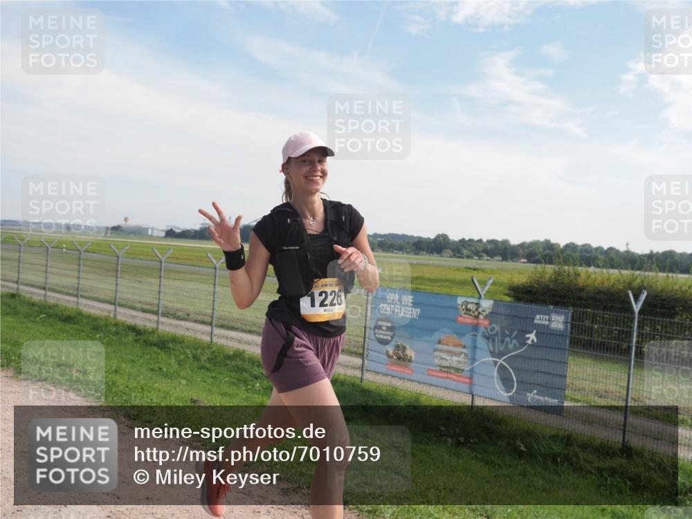 08.09.2024 - Airport Race Miley Keyser http://msf.ph/oto/7010759 08.09.2024 12:32:20 Laufen OLYMPUS, DIGITAL, CAMERA meine-sportfotos.de