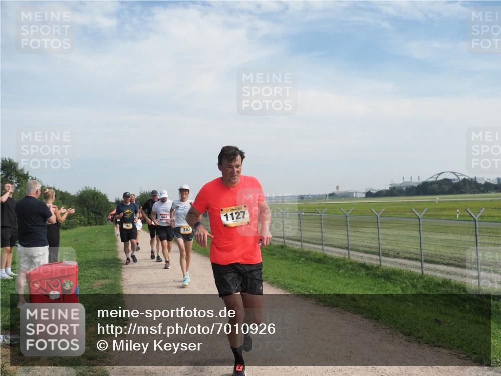 08.09.2024 - Airport Race Miley Keyser http://msf.ph/oto/7010926 08.09.2024 12:32:27 Laufen OLYMPUS, DIGITAL, CAMERA meine-sportfotos.de