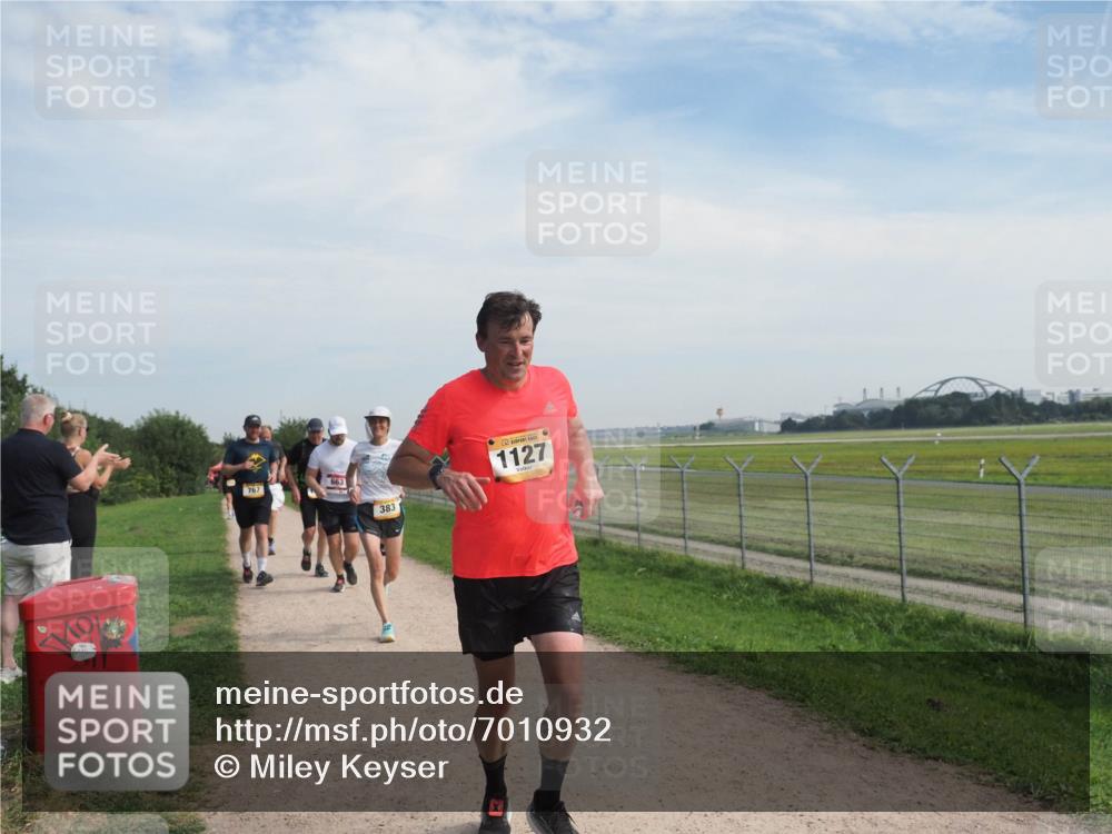 08.09.2024 - Airport Race Miley Keyser http://msf.ph/oto/7010932 08.09.2024 12:32:27 Laufen OLYMPUS, DIGITAL, CAMERA meine-sportfotos.de