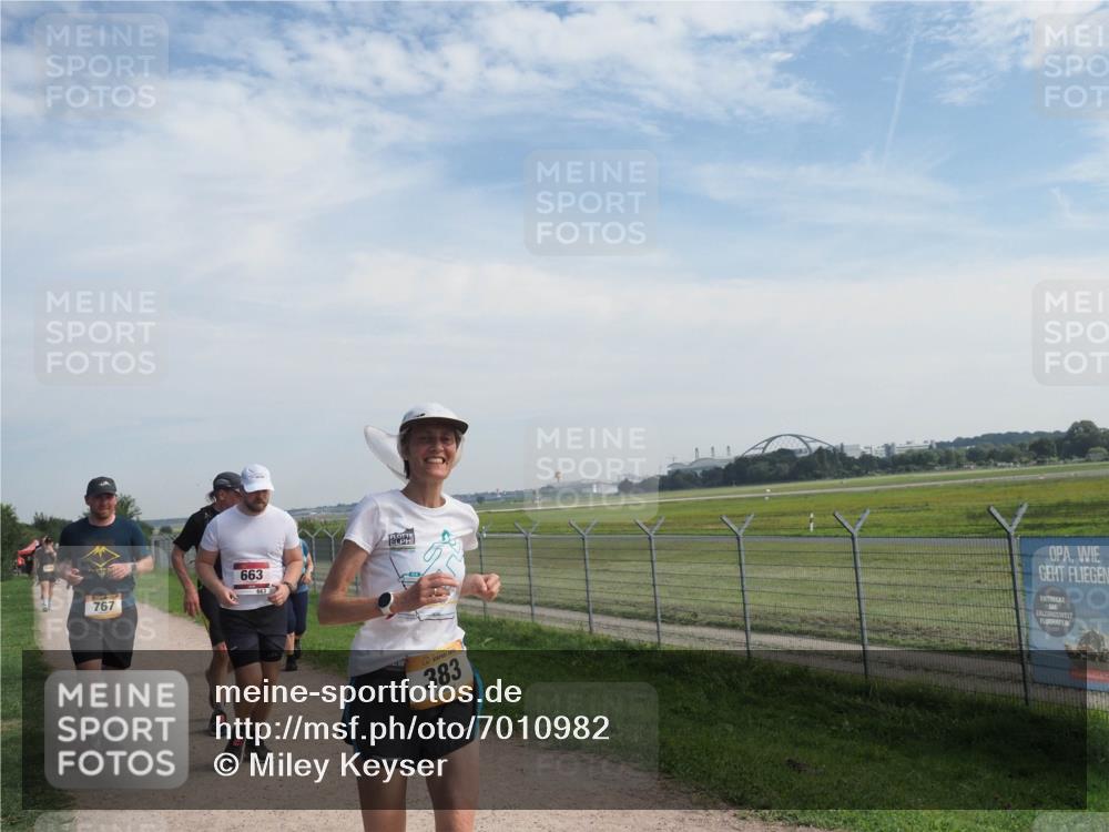 08.09.2024 - Airport Race Miley Keyser http://msf.ph/oto/7010982 08.09.2024 12:32:29 Laufen OLYMPUS, DIGITAL, CAMERA meine-sportfotos.de