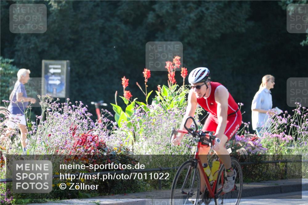 08.09.2024 - Stadtparktriathlon Zöllner http://msf.ph/oto/7011022 08.09.2024 09:03:39 Radfahren 2, 15, 25, 26, 63, 80, 94, 109 meine-sportfotos.de