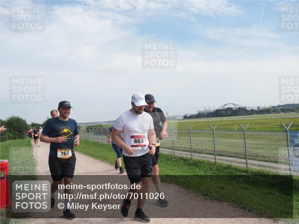 08.09.2024 - Airport Race Miley Keyser http://msf.ph/oto/7011026 08.09.2024 12:32:30 Laufen OLYMPUS, DIGITAL, CAMERA meine-sportfotos.de