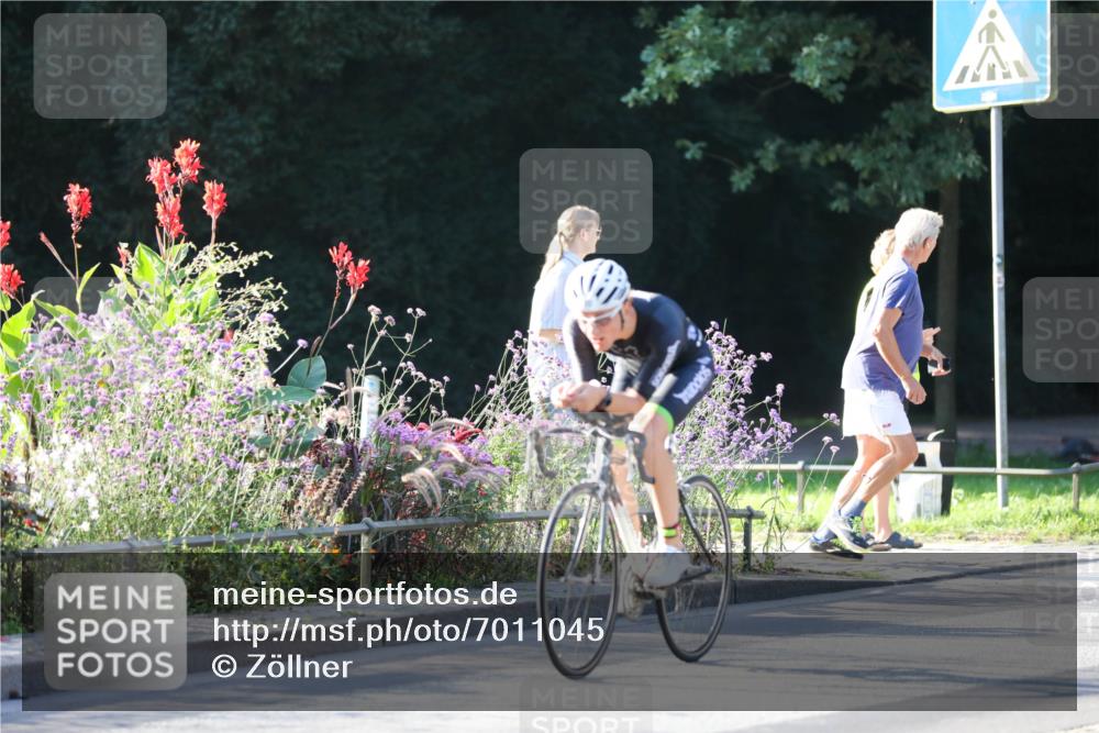 08.09.2024 - Stadtparktriathlon Zöllner http://msf.ph/oto/7011045 08.09.2024 09:03:44 Radfahren 15, 21, 25, 26, 40, 44, 54, 63, 72, 76, 80, 83, 94, 109 meine-sportfotos.de