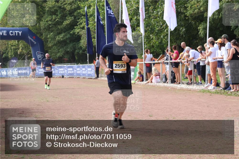 08.09.2024 - Airport Race Strokosch-Dieckow http://msf.ph/oto/7011059 08.09.2024 12:03:50 Ziel 2523, 2593 meine-sportfotos.de