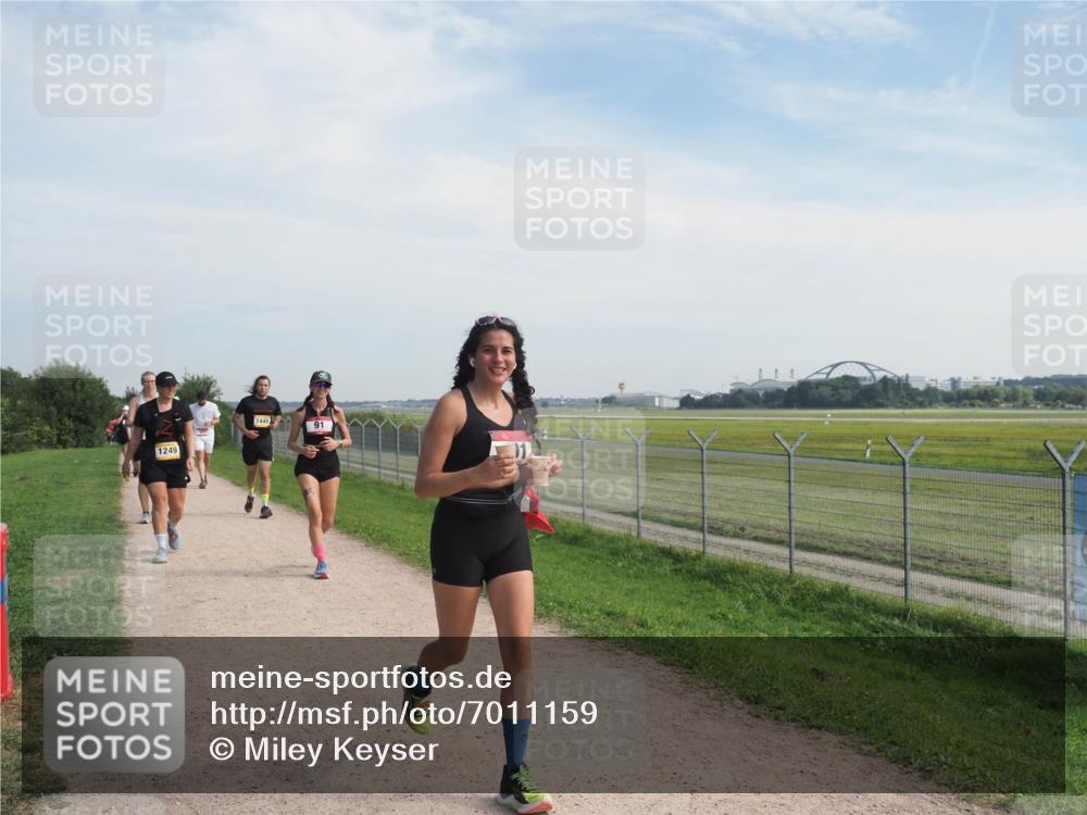 08.09.2024 - Airport Race Miley Keyser http://msf.ph/oto/7011159 08.09.2024 12:32:39 Laufen OLYMPUS, DIGITAL, CAMERA meine-sportfotos.de