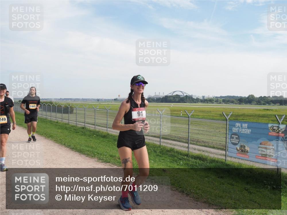 08.09.2024 - Airport Race Miley Keyser http://msf.ph/oto/7011209 08.09.2024 12:32:42 Laufen OLYMPUS, DIGITAL, CAMERA meine-sportfotos.de