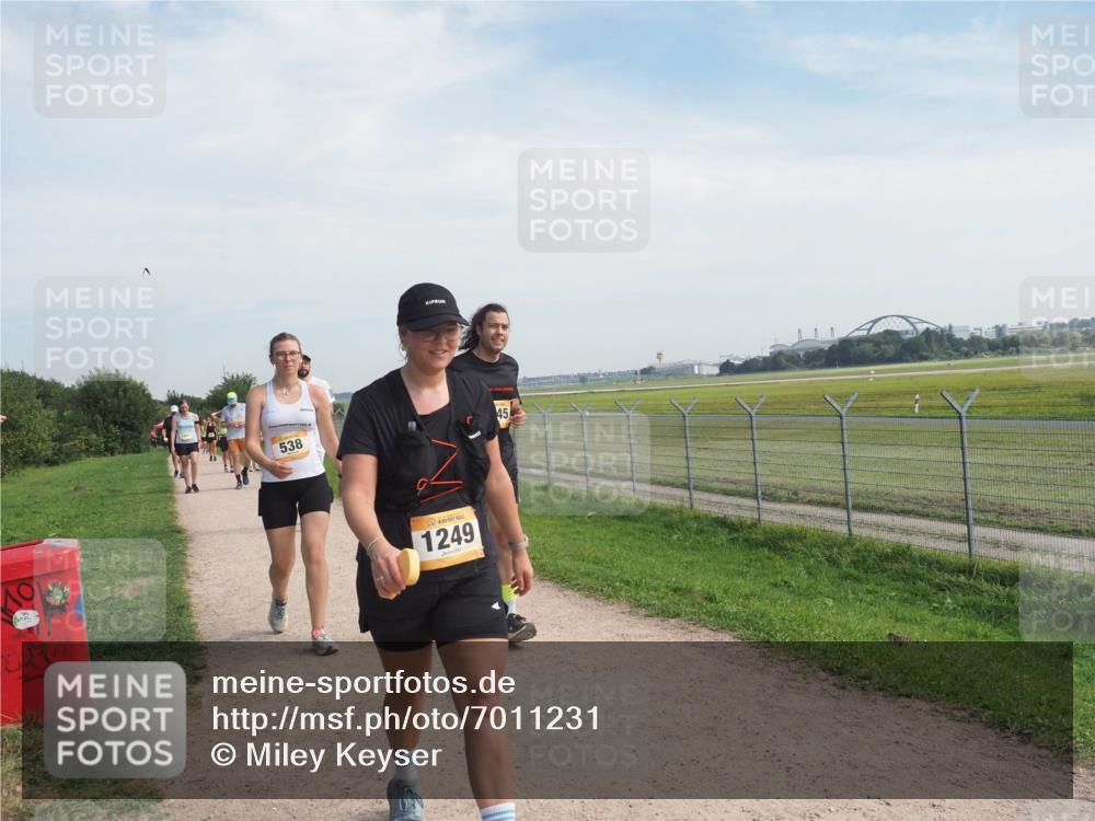 08.09.2024 - Airport Race Miley Keyser http://msf.ph/oto/7011231 08.09.2024 12:32:43 Laufen OLYMPUS, DIGITAL, CAMERA meine-sportfotos.de