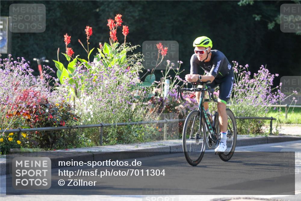 08.09.2024 - Stadtparktriathlon Zöllner http://msf.ph/oto/7011304 08.09.2024 09:04:51 Radfahren 27, 57, 69, 74, 85, 87, 116, 121, 124 meine-sportfotos.de