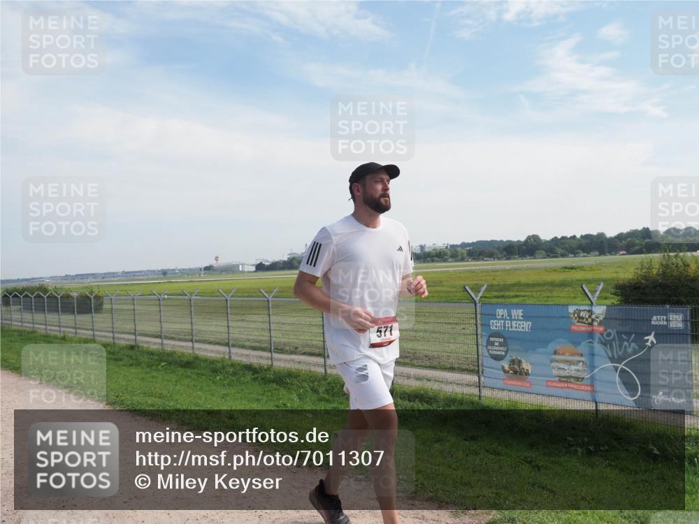 08.09.2024 - Airport Race Miley Keyser http://msf.ph/oto/7011307 08.09.2024 12:32:47 Laufen OLYMPUS, DIGITAL, CAMERA meine-sportfotos.de