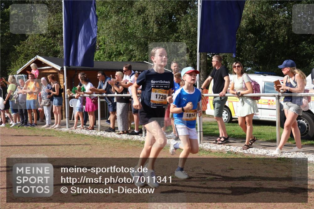 08.09.2024 - Airport Race Strokosch-Dieckow http://msf.ph/oto/7011341 08.09.2024 11:29:56 Ziel 1617, 1638, 1672, 1673, 1712, 1720, 1775, 1810, 1814, 1837, 1851, 1861, 1863, 1868, 1879, 1903, 1925, 1928, 3409 meine-sportfotos.de