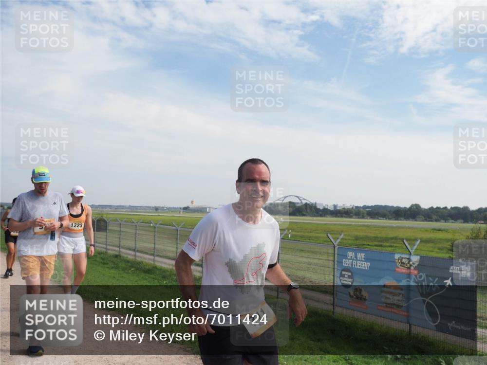 08.09.2024 - Airport Race Miley Keyser http://msf.ph/oto/7011424 08.09.2024 12:32:56 Laufen OLYMPUS, DIGITAL, CAMERA meine-sportfotos.de