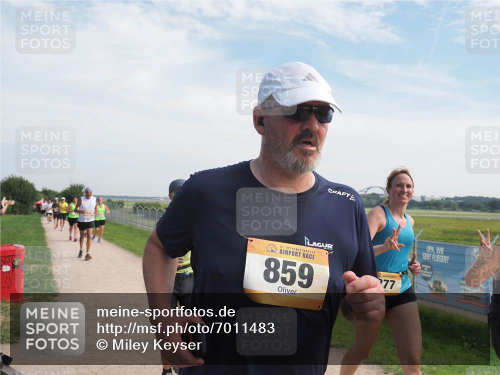 08.09.2024 - Airport Race Miley Keyser http://msf.ph/oto/7011483 08.09.2024 12:33:00 Laufen OLYMPUS, DIGITAL, CAMERA meine-sportfotos.de