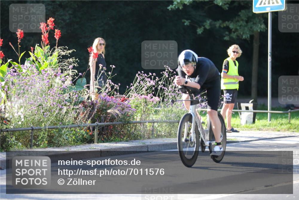 08.09.2024 - Stadtparktriathlon Zöllner http://msf.ph/oto/7011576 08.09.2024 09:07:11 Radfahren 19, 68, 86 meine-sportfotos.de