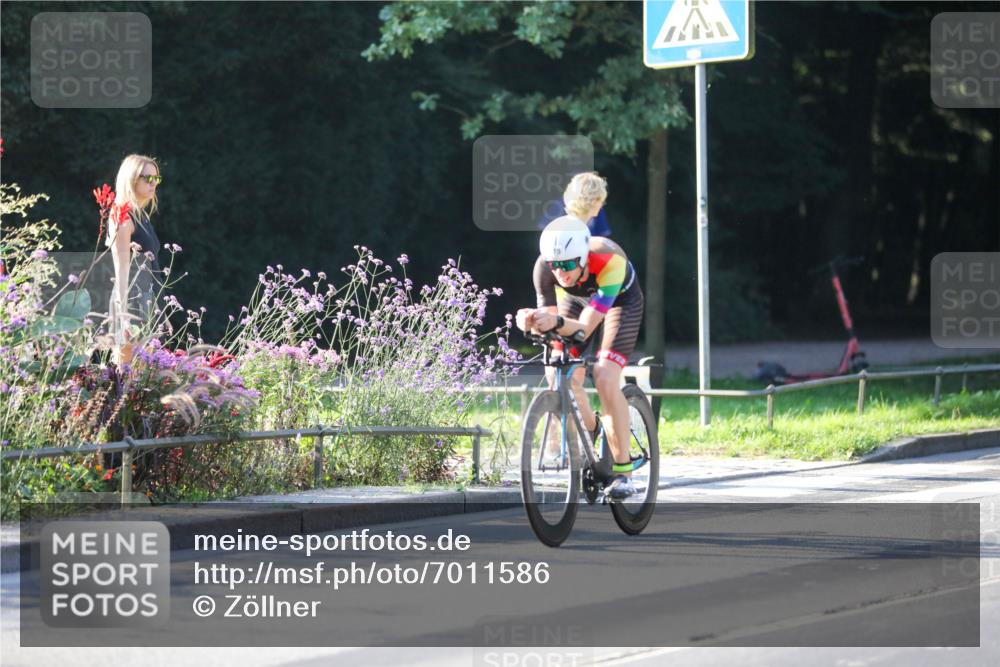 08.09.2024 - Stadtparktriathlon Zöllner http://msf.ph/oto/7011586 08.09.2024 09:07:16 Radfahren 19, 86, 106 meine-sportfotos.de