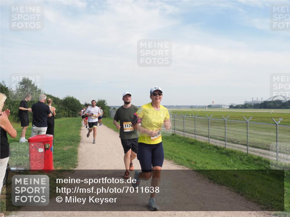 08.09.2024 - Airport Race Miley Keyser http://msf.ph/oto/7011638 08.09.2024 12:33:10 Laufen OLYMPUS, DIGITAL, CAMERA meine-sportfotos.de