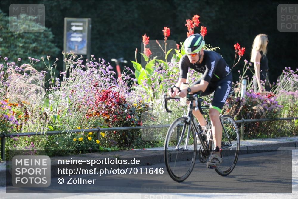 08.09.2024 - Stadtparktriathlon Zöllner http://msf.ph/oto/7011646 08.09.2024 09:07:36 Radfahren 1, 5, 6, 14, 49, 59, 65, 126 meine-sportfotos.de