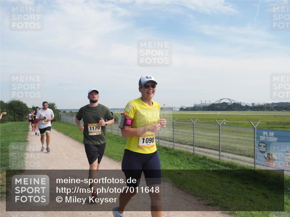 08.09.2024 - Airport Race Miley Keyser http://msf.ph/oto/7011648 08.09.2024 12:33:10 Laufen OLYMPUS, DIGITAL, CAMERA meine-sportfotos.de