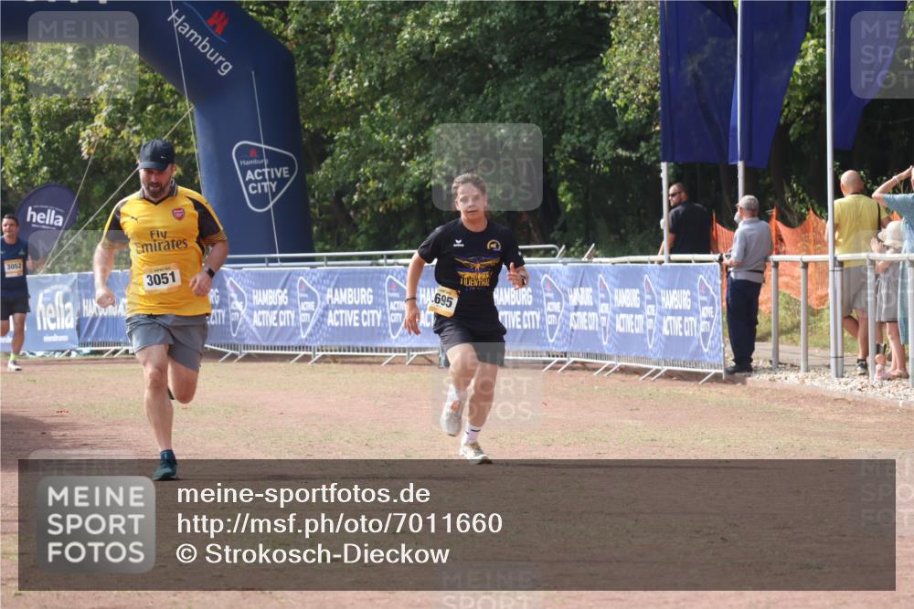 08.09.2024 - Airport Race Strokosch-Dieckow http://msf.ph/oto/7011660 08.09.2024 12:04:22 Ziel 2695, 3051, 3052 meine-sportfotos.de