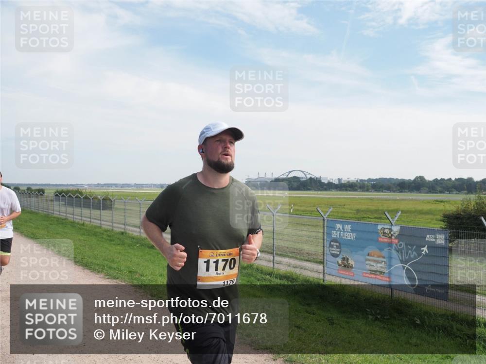 08.09.2024 - Airport Race Miley Keyser http://msf.ph/oto/7011678 08.09.2024 12:33:11 Laufen OLYMPUS, DIGITAL, CAMERA meine-sportfotos.de