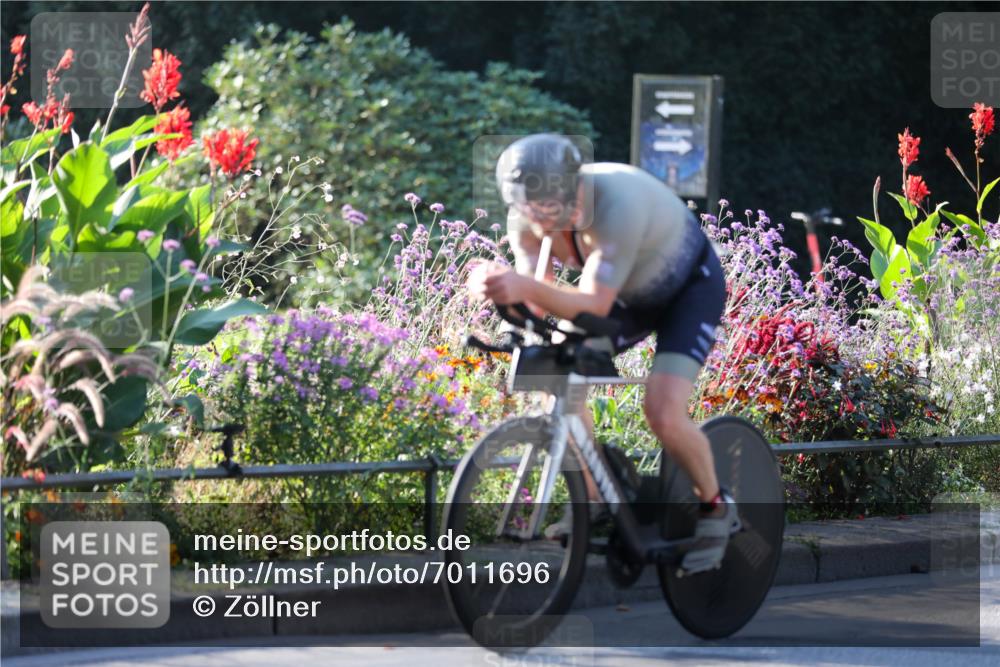 08.09.2024 - Stadtparktriathlon Zöllner http://msf.ph/oto/7011696 08.09.2024 09:07:51 Radfahren 46, 64, 67, 92 meine-sportfotos.de