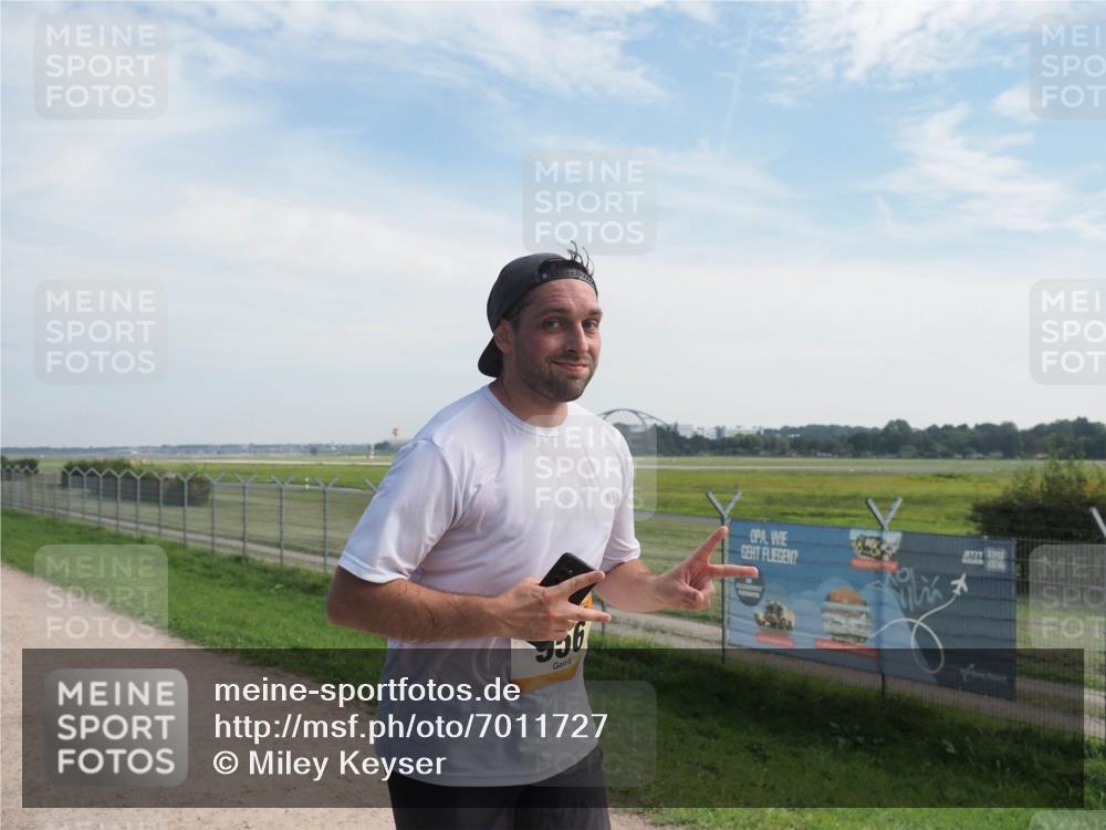 08.09.2024 - Airport Race Miley Keyser http://msf.ph/oto/7011727 08.09.2024 12:33:13 Laufen OLYMPUS, DIGITAL, CAMERA meine-sportfotos.de