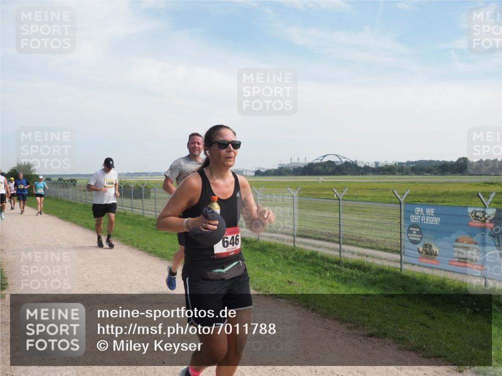 08.09.2024 - Airport Race Miley Keyser http://msf.ph/oto/7011788 08.09.2024 12:33:18 Laufen OLYMPUS, DIGITAL, CAMERA meine-sportfotos.de