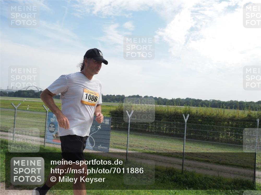 08.09.2024 - Airport Race Miley Keyser http://msf.ph/oto/7011886 08.09.2024 12:33:21 Laufen OLYMPUS, DIGITAL, CAMERA meine-sportfotos.de