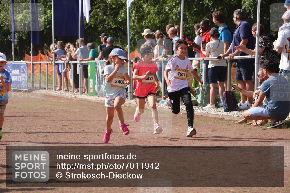 08.09.2024 - Airport Race Strokosch-Dieckow http://msf.ph/oto/7011942 08.09.2024 11:30:06 Ziel 1614, 1672, 1743, 1861, 1863, 1906, 1930, 3406, 3412, 3423, 3453 meine-sportfotos.de