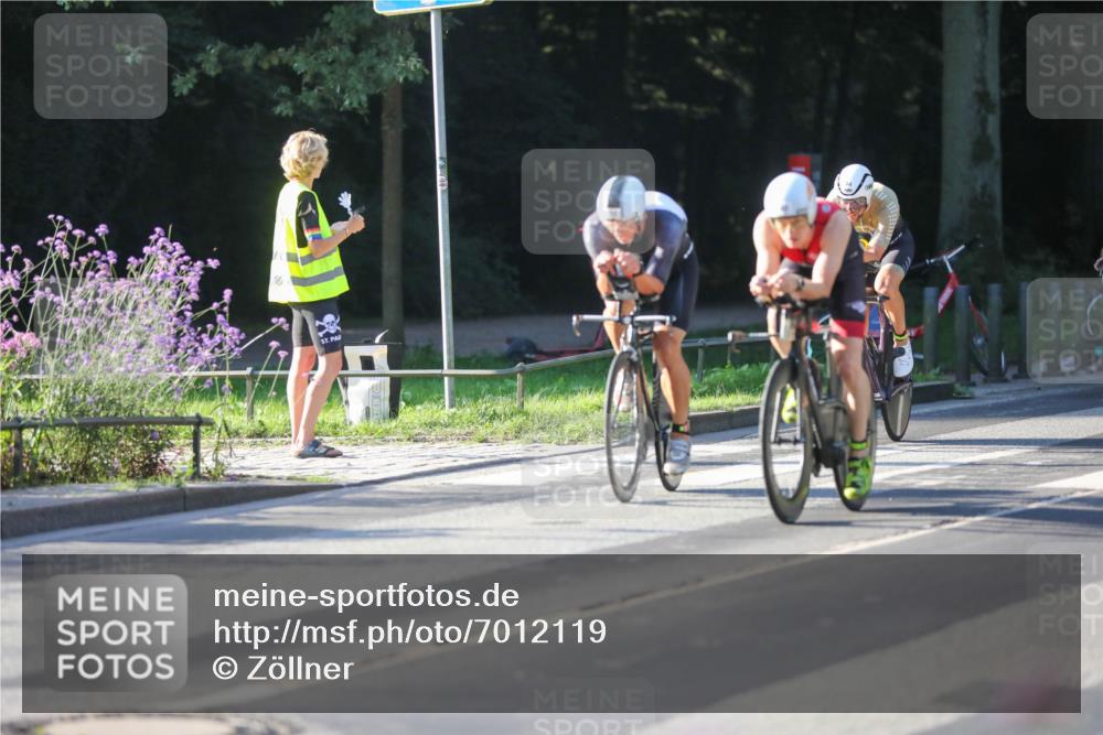 08.09.2024 - Stadtparktriathlon Zöllner http://msf.ph/oto/7012119 08.09.2024 09:09:29 Radfahren 15, 21, 25, 26, 35, 40, 44, 54, 56, 63, 72, 76, 123, 127 meine-sportfotos.de