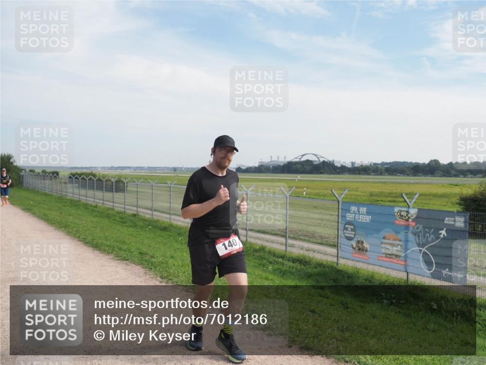 08.09.2024 - Airport Race Miley Keyser http://msf.ph/oto/7012186 08.09.2024 12:33:34 Laufen OLYMPUS, DIGITAL, CAMERA meine-sportfotos.de