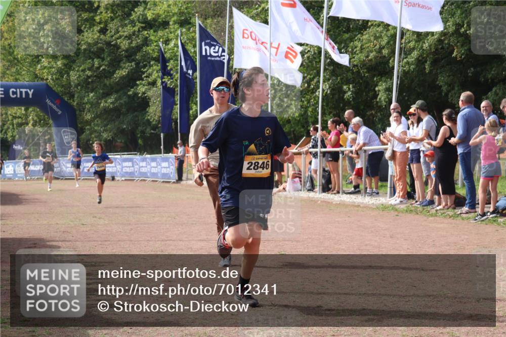 08.09.2024 - Airport Race Strokosch-Dieckow http://msf.ph/oto/7012341 08.09.2024 12:04:40 Ziel 687, 2632, 2666, 2846, 2857 meine-sportfotos.de