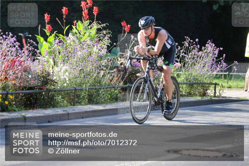 08.09.2024 - Stadtparktriathlon Zöllner http://msf.ph/oto/7012372 08.09.2024 09:10:01 Radfahren 10, 20, 69, 71, 83, 89, 94, 98, 107 meine-sportfotos.de