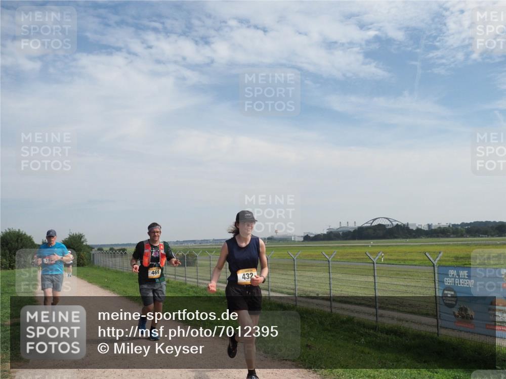 08.09.2024 - Airport Race Miley Keyser http://msf.ph/oto/7012395 08.09.2024 12:33:44 Laufen OLYMPUS, DIGITAL, CAMERA meine-sportfotos.de