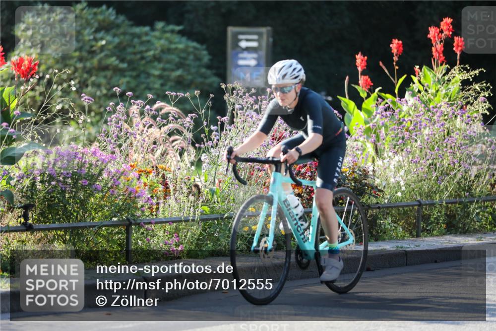 08.09.2024 - Stadtparktriathlon Zöllner http://msf.ph/oto/7012555 08.09.2024 09:10:37 Radfahren 8, 41, 131 meine-sportfotos.de