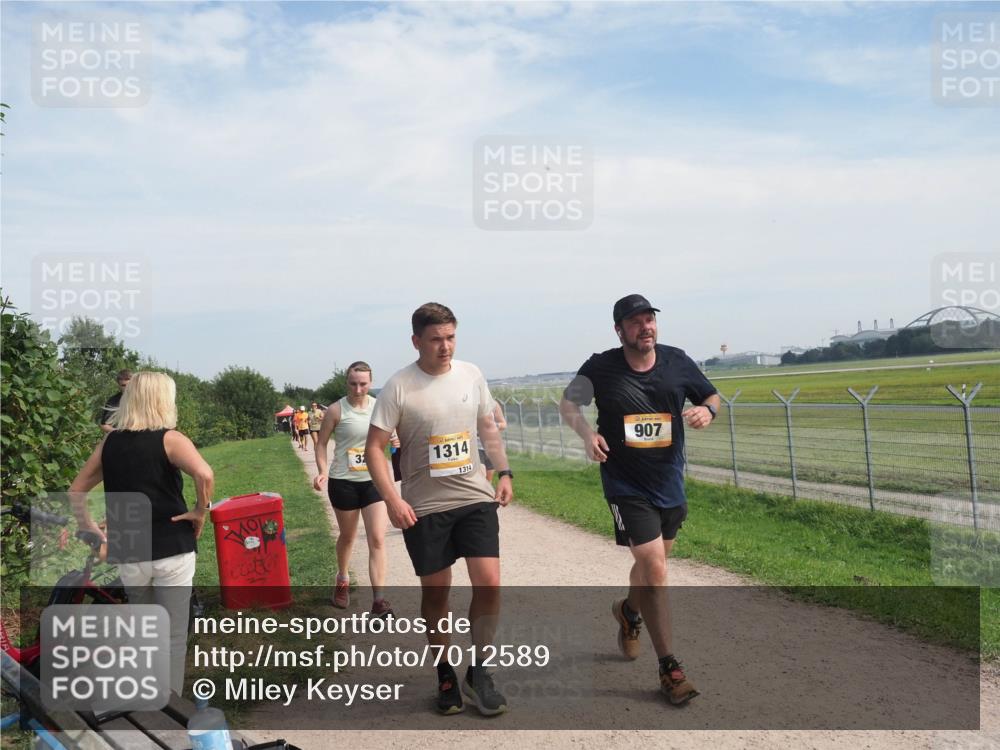 08.09.2024 - Airport Race Miley Keyser http://msf.ph/oto/7012589 08.09.2024 12:33:54 Laufen OLYMPUS, DIGITAL, CAMERA meine-sportfotos.de
