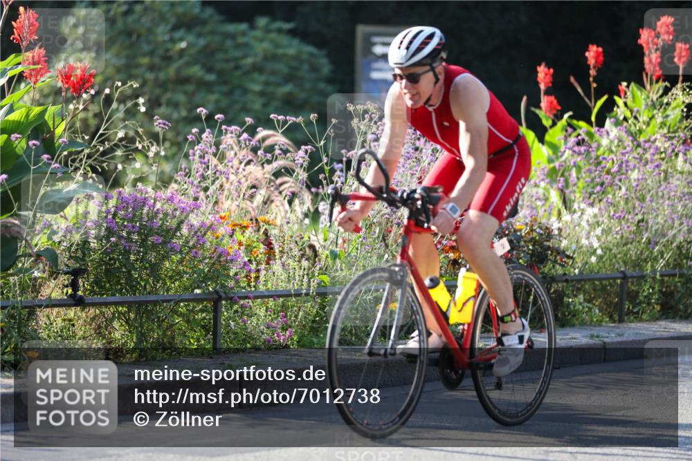 08.09.2024 - Stadtparktriathlon Zöllner http://msf.ph/oto/7012738 08.09.2024 09:11:18 Radfahren 2, 7 meine-sportfotos.de