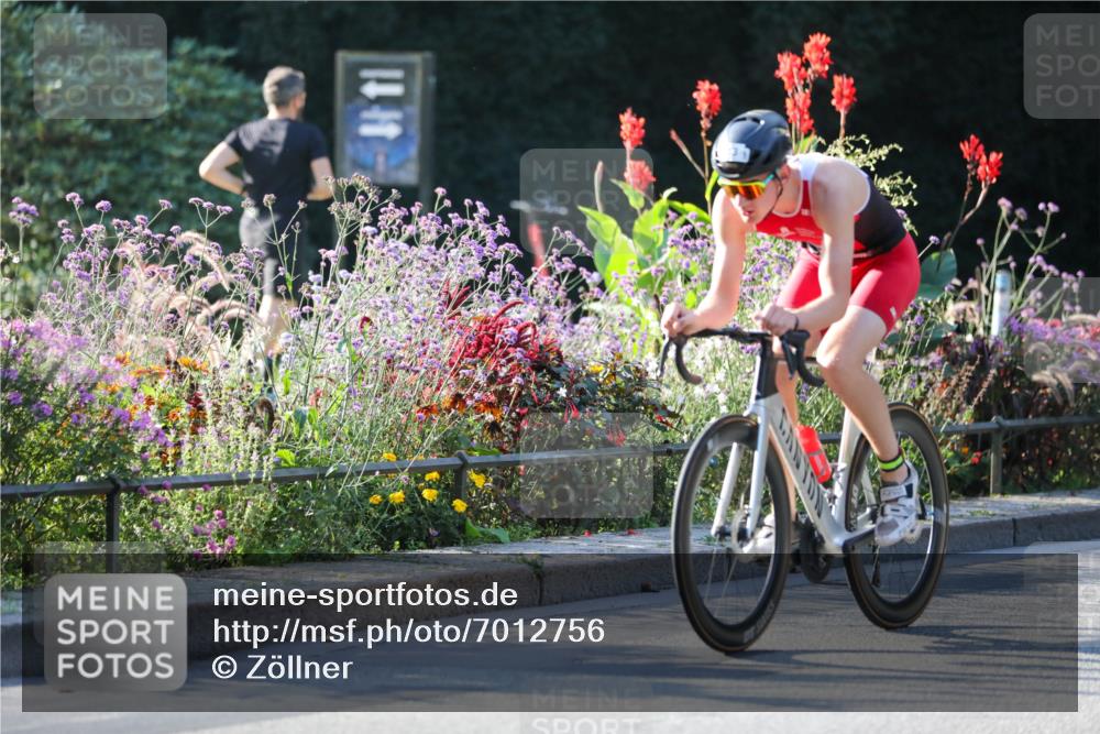 08.09.2024 - Stadtparktriathlon Zöllner http://msf.ph/oto/7012756 08.09.2024 09:11:30 Radfahren 7, 13, 28, 42 meine-sportfotos.de