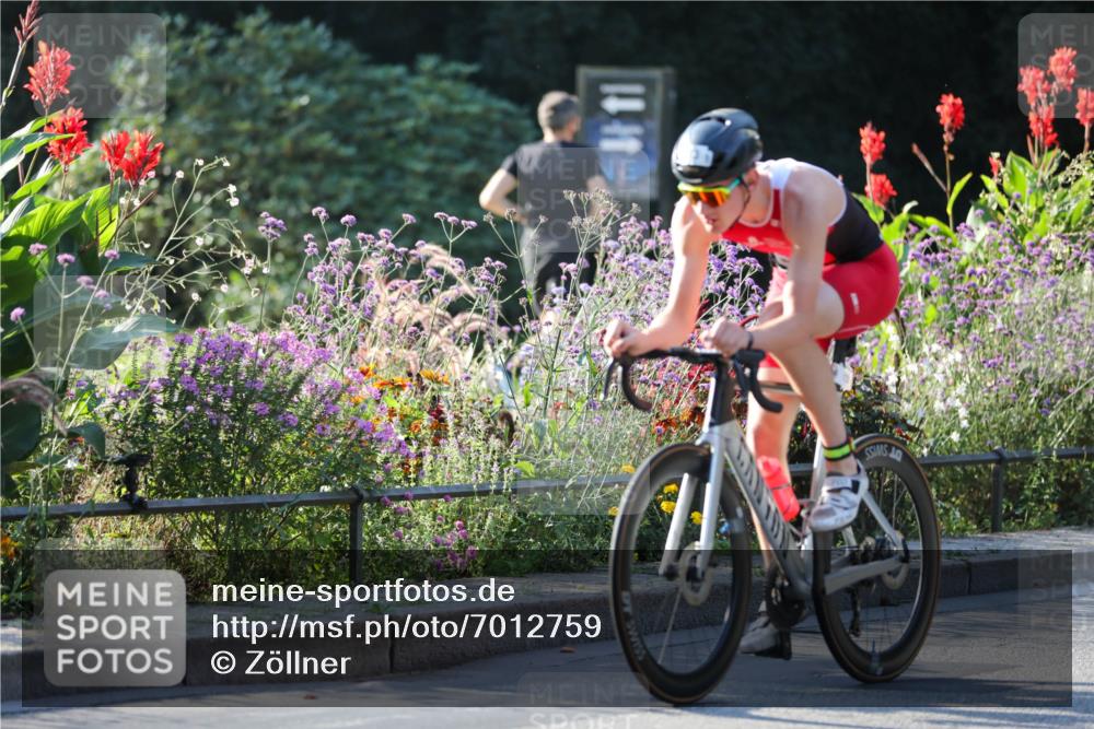 08.09.2024 - Stadtparktriathlon Zöllner http://msf.ph/oto/7012759 08.09.2024 09:11:30 Radfahren 7, 13, 28, 42 meine-sportfotos.de