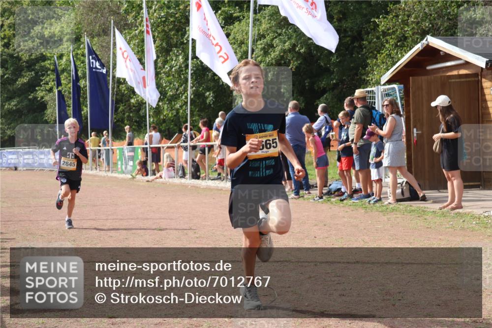 08.09.2024 - Airport Race Strokosch-Dieckow http://msf.ph/oto/7012767 08.09.2024 12:04:51 Ziel 2845, 2857 meine-sportfotos.de