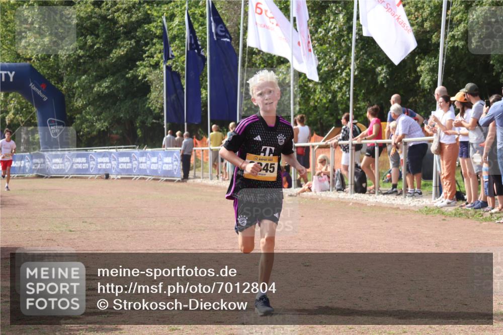08.09.2024 - Airport Race Strokosch-Dieckow http://msf.ph/oto/7012804 08.09.2024 12:04:52 Ziel 2845, 2857 meine-sportfotos.de
